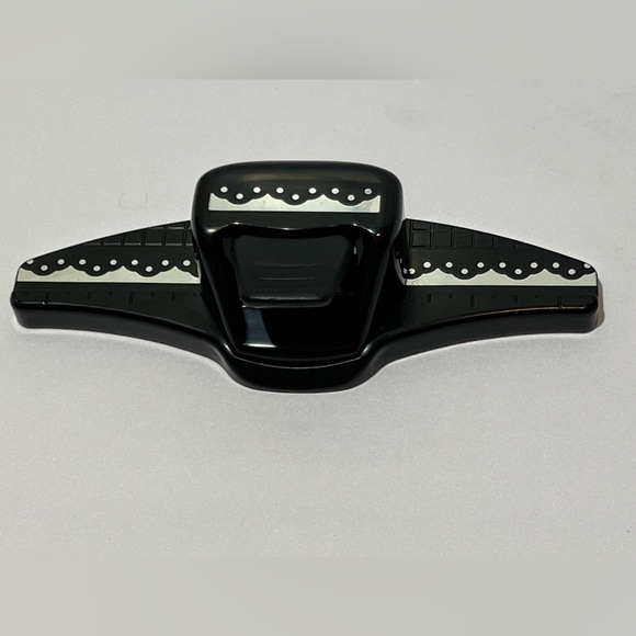 Stampin Up Border Edger Edge Trim Eyelet Lace Paper Punch Wedding Invites - Picture 2 of 4